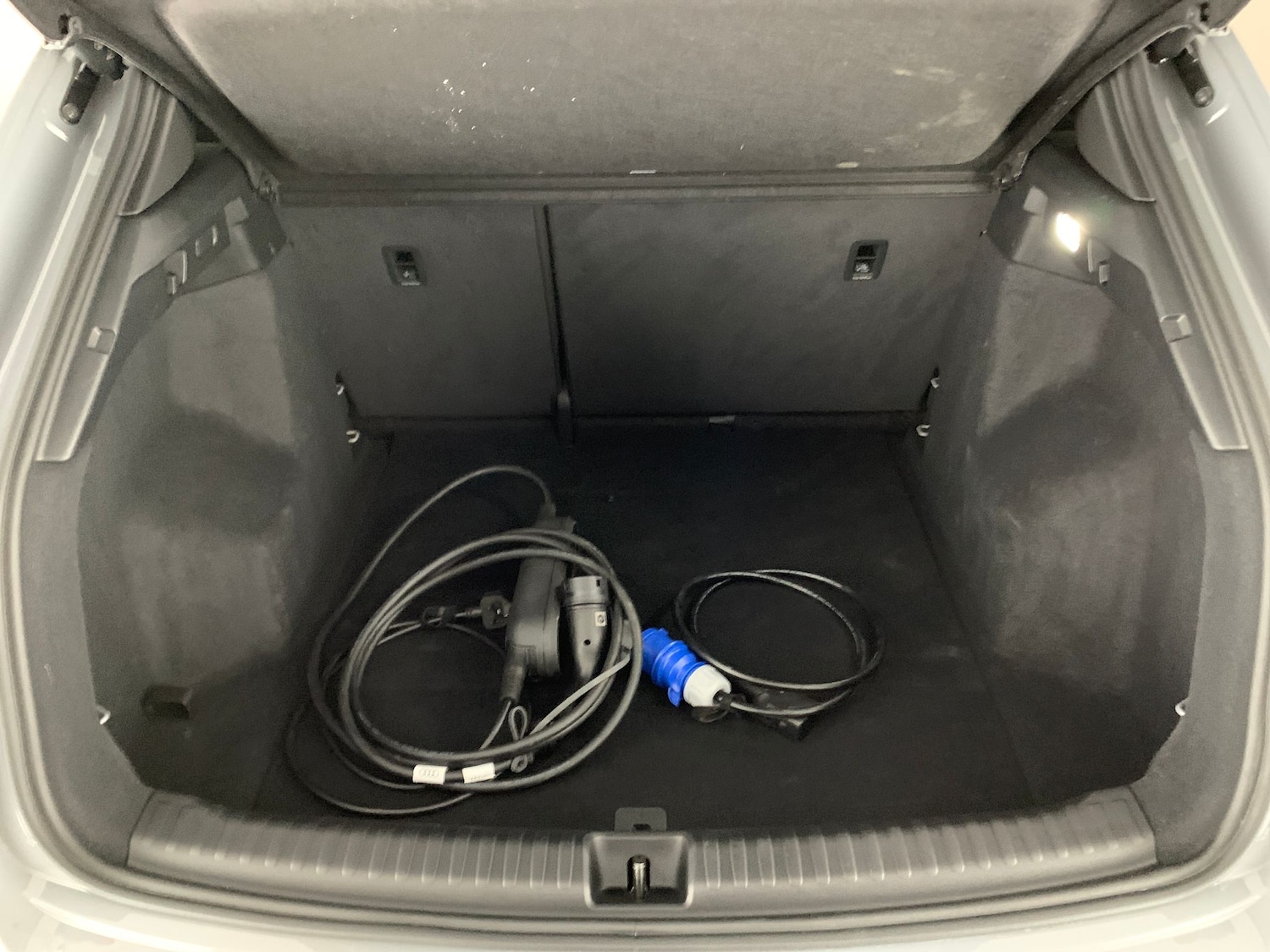 Used Audi Q4 e-tron 2023 for sale - 76197018: Photo 46