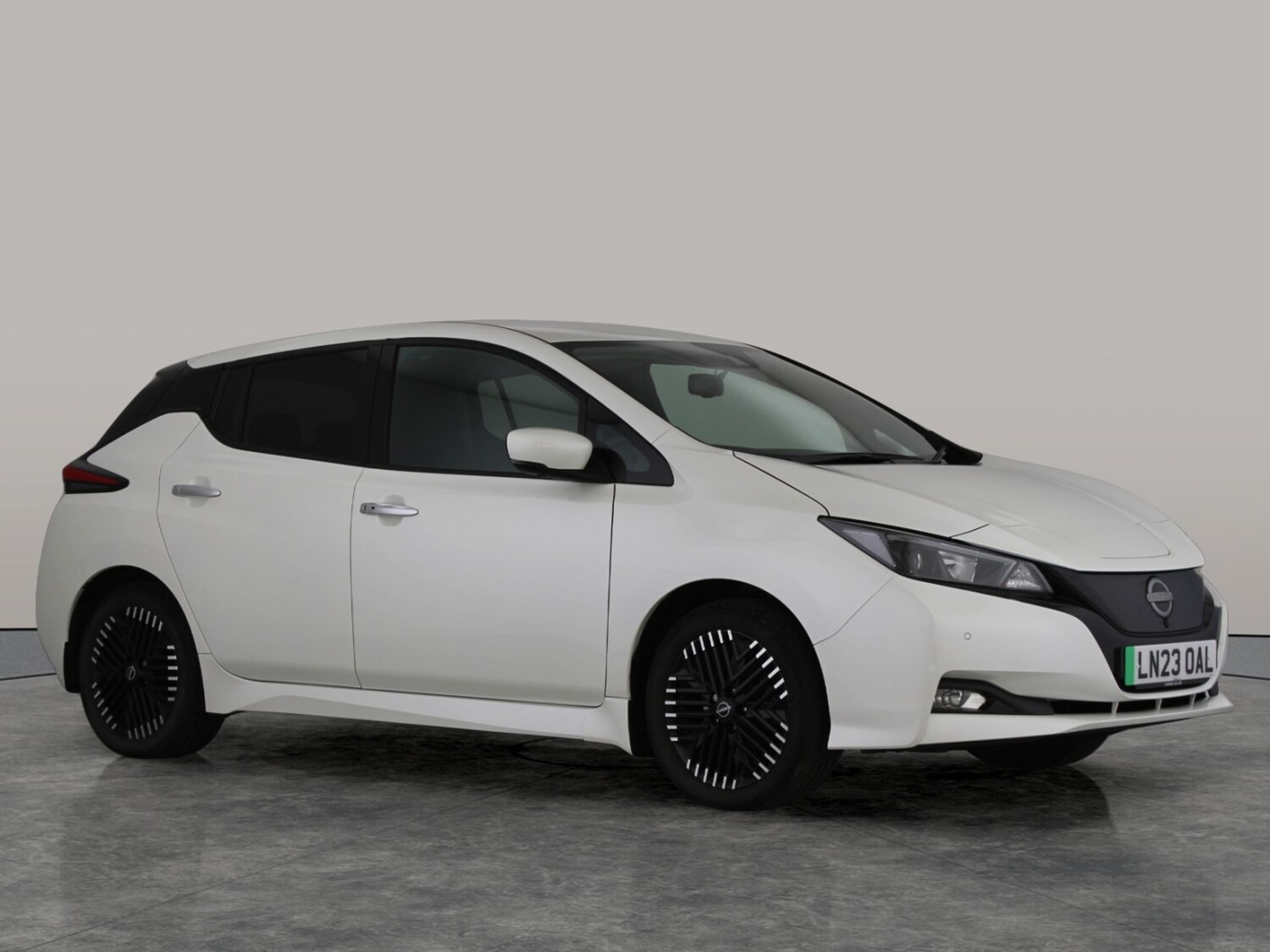 Used Nissan Leaf 2023 for sale - 77856124: Photo 8