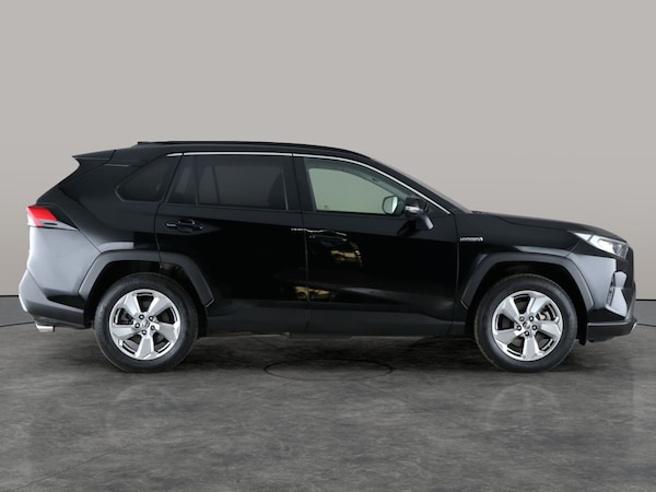 Used Toyota RAV4 2020 for sale - 76318982: Photo 11