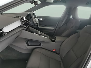 Used Polestar Polestar 2 2023 for sale - 77799937: Photo