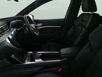 Used Audi e-tron 2021 for sale - 77272008: Photo