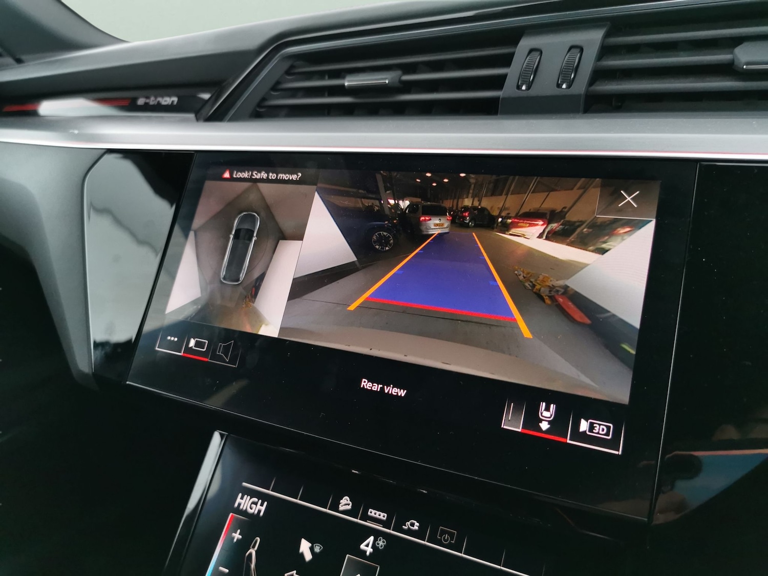 Used Audi e-tron 2021 for sale - 77272008: Photo 7