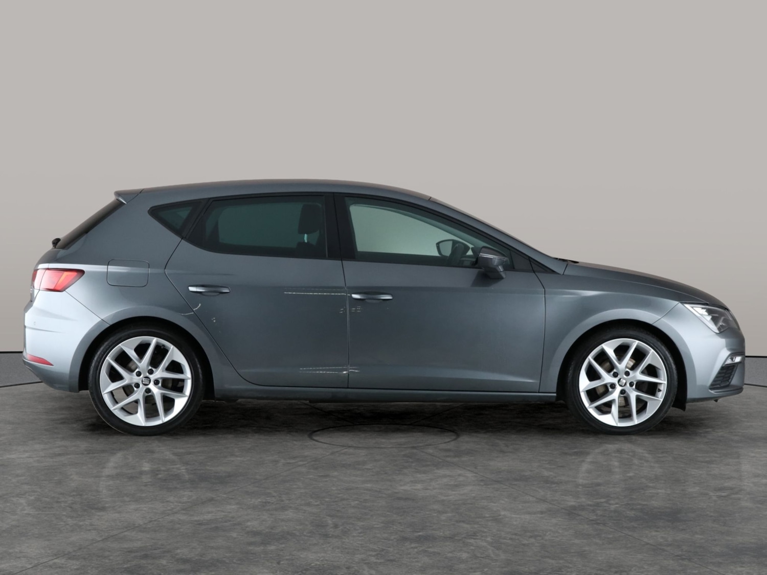 Used SEAT Leon 2018 for sale - 76722632: Photo 8