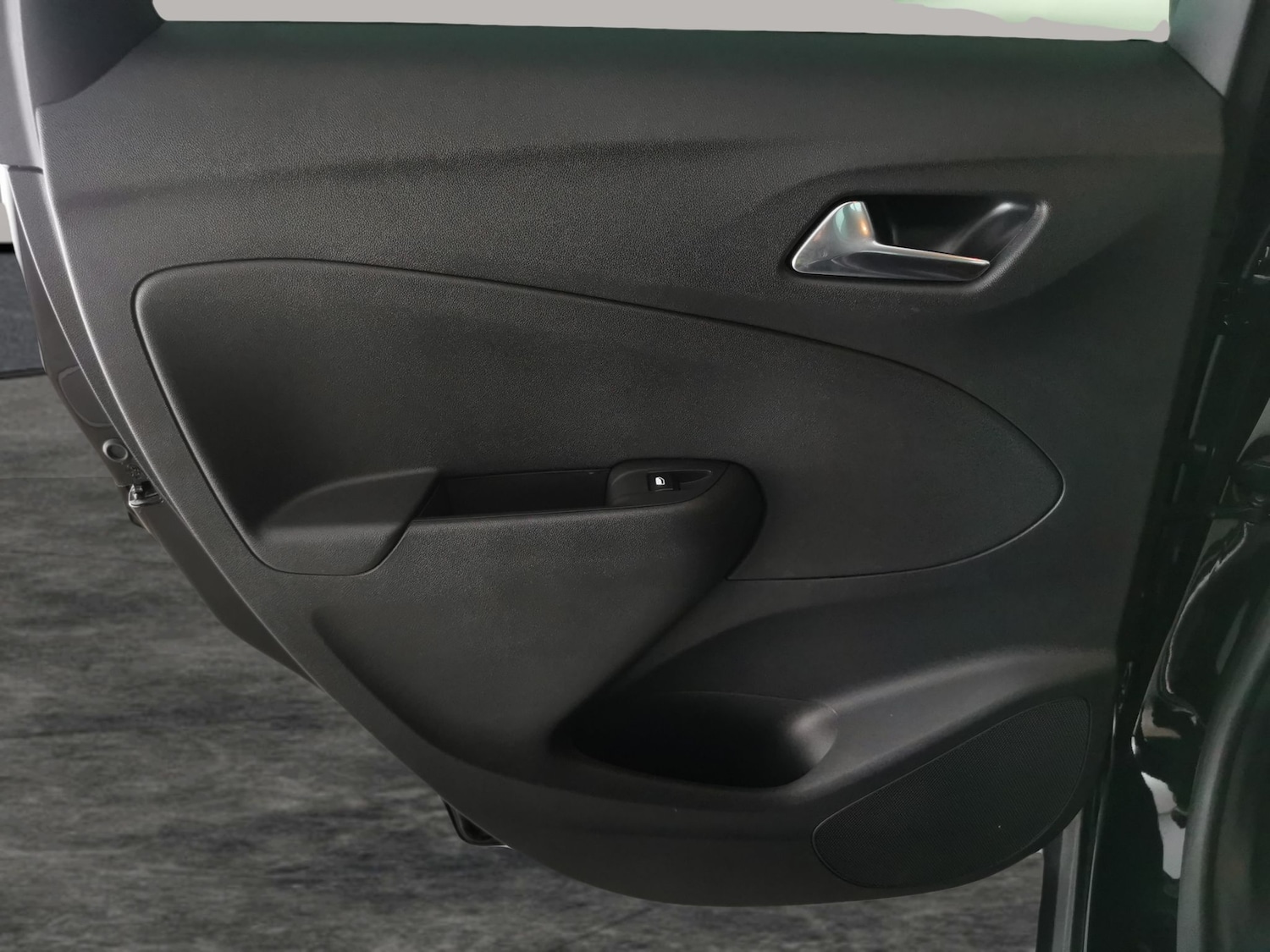 Used Vauxhall Crossland 2023 for sale - 76383012: Photo 34