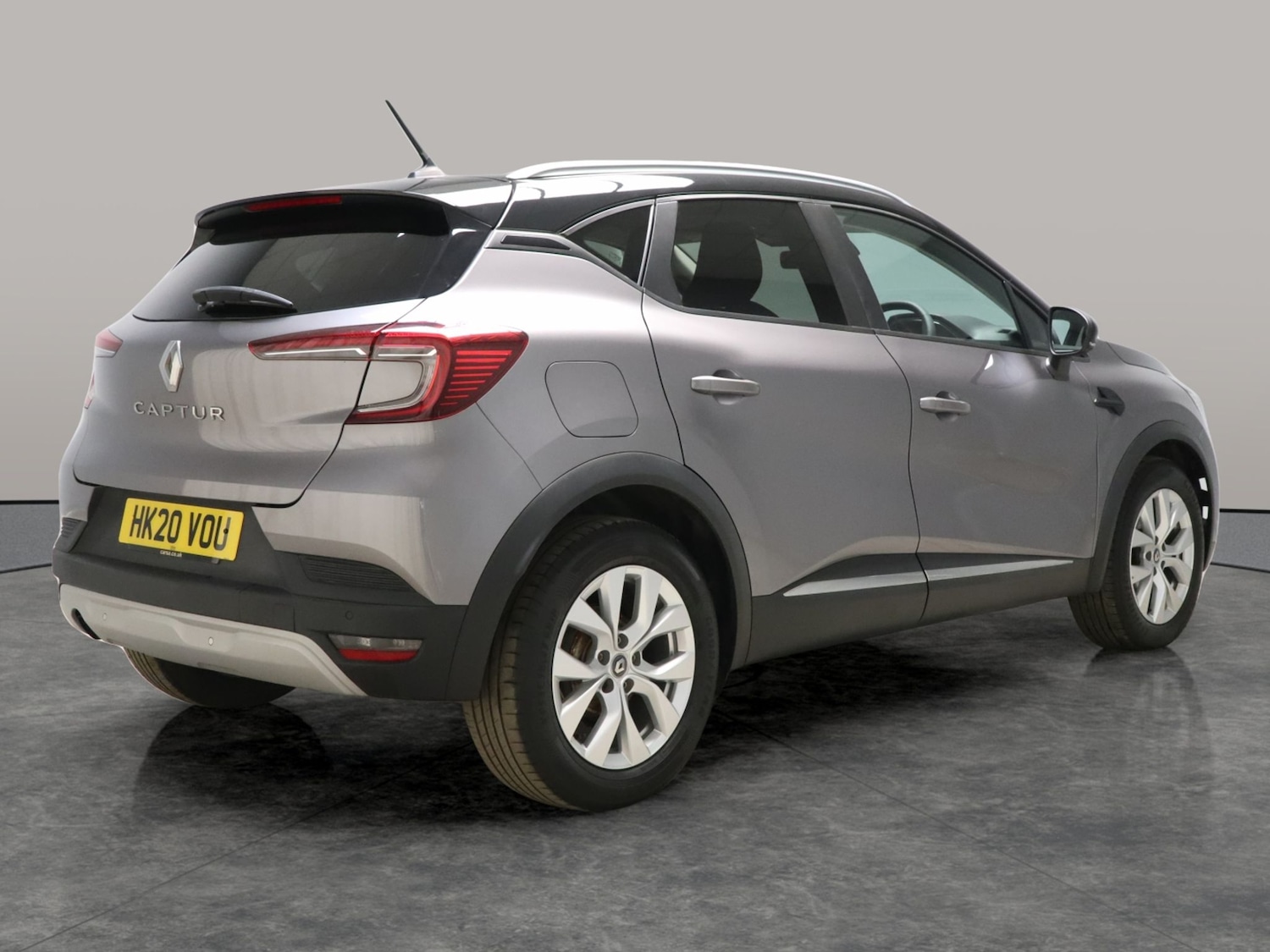 Used Renault Captur 2020 for sale - 77399477: Photo 10