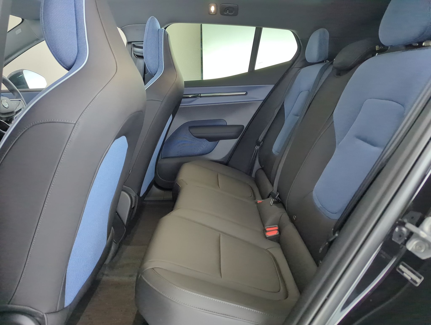 Used Volvo EX30 2024 for sale - 77897303: Photo 31