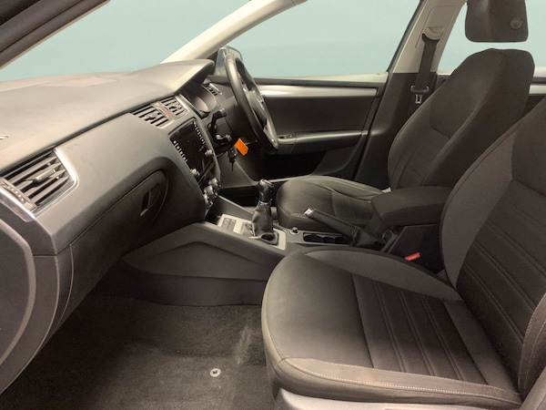 Used Skoda Octavia 2020 for sale - 76312796: Photo 4