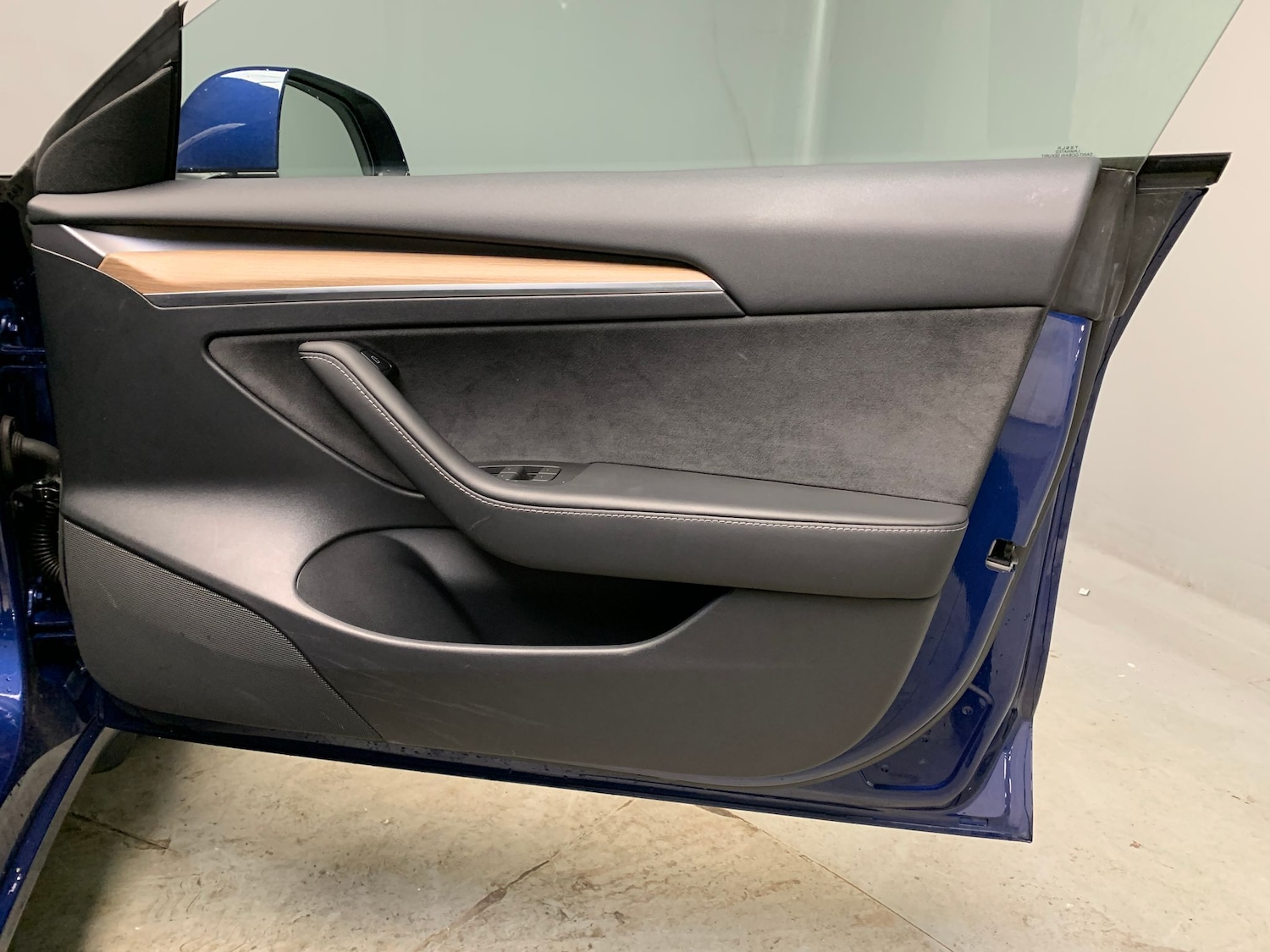 Used Tesla Model 3 2023 for sale - 76588947: Photo 22