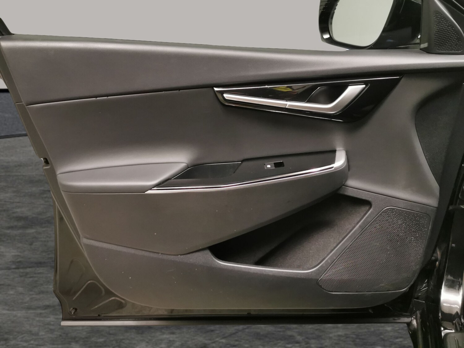 Used Kia EV6 2023 for sale - 77877820: Photo 29