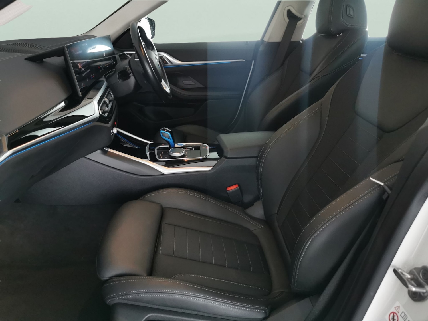 Used BMW i4 for sale - 77003139: Photo 4