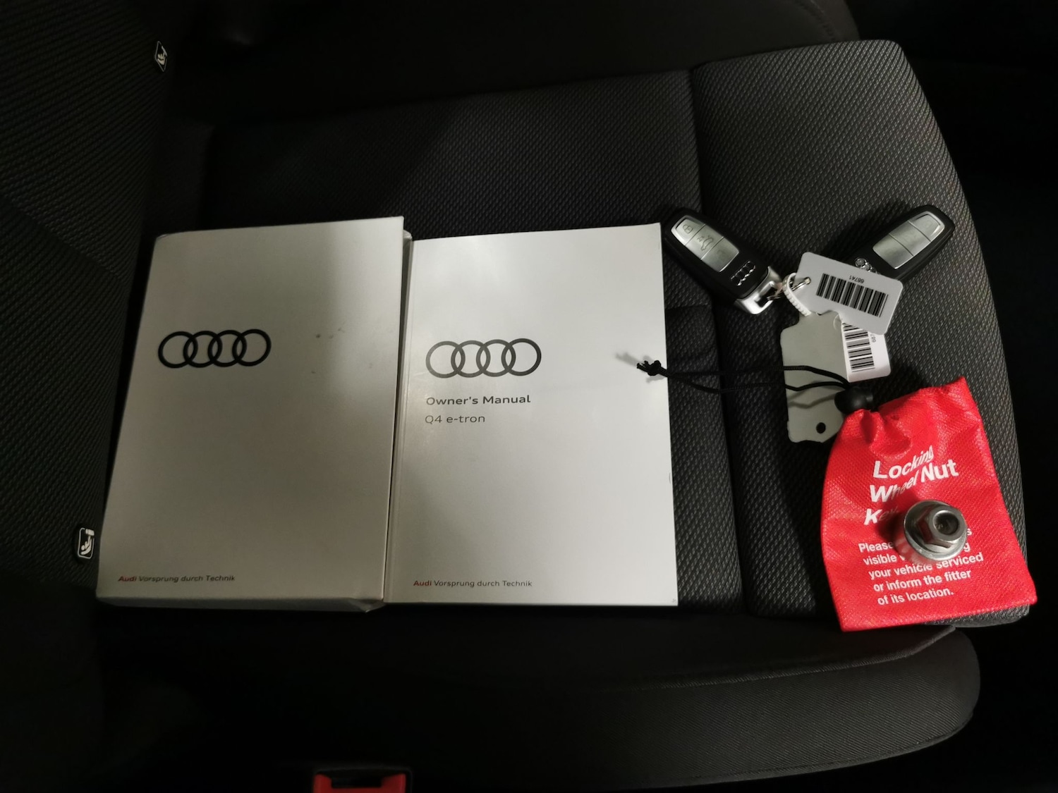 Used Audi Q4 e-tron 2023 for sale - 77746479: Photo 32