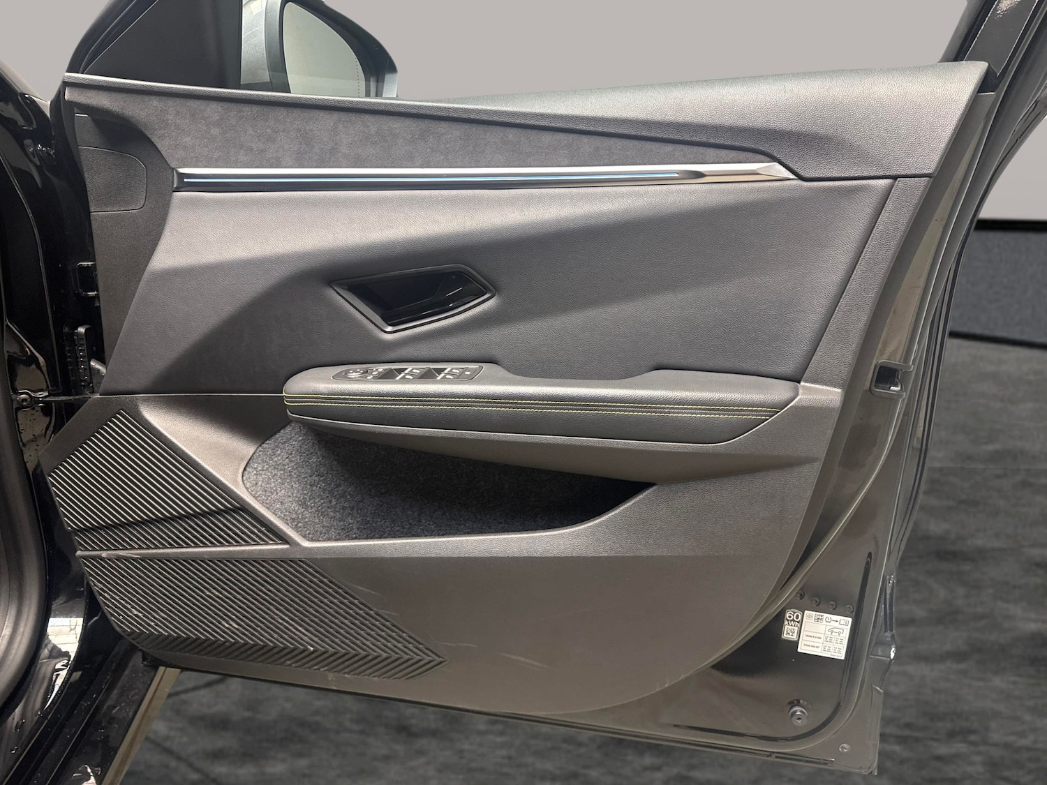 Used Renault Megane E Tech 2023 for sale - 77604960: Photo 29