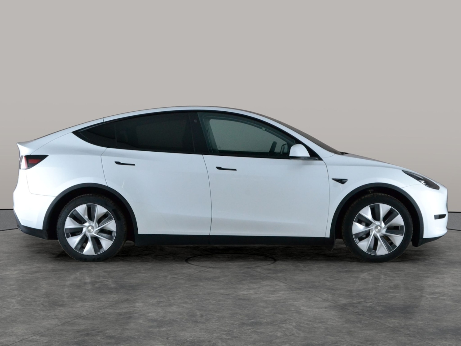 Used Tesla Model Y 2023 for sale - 77946721: Photo 10