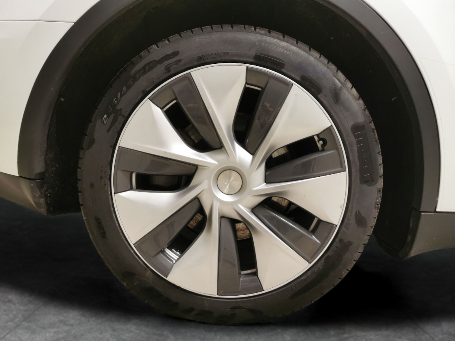 Used Tesla Model Y 2023 for sale - 77946721: Photo 26