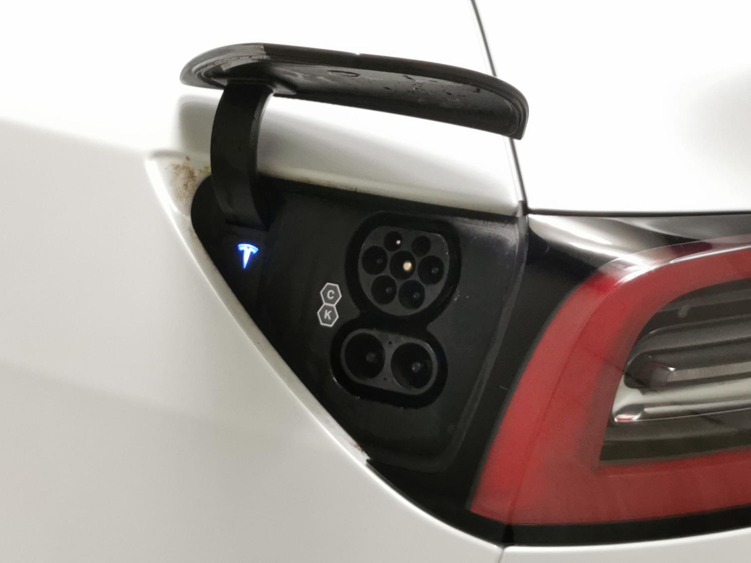 Used Tesla Model Y 2023 for sale - 77946721: Photo 32