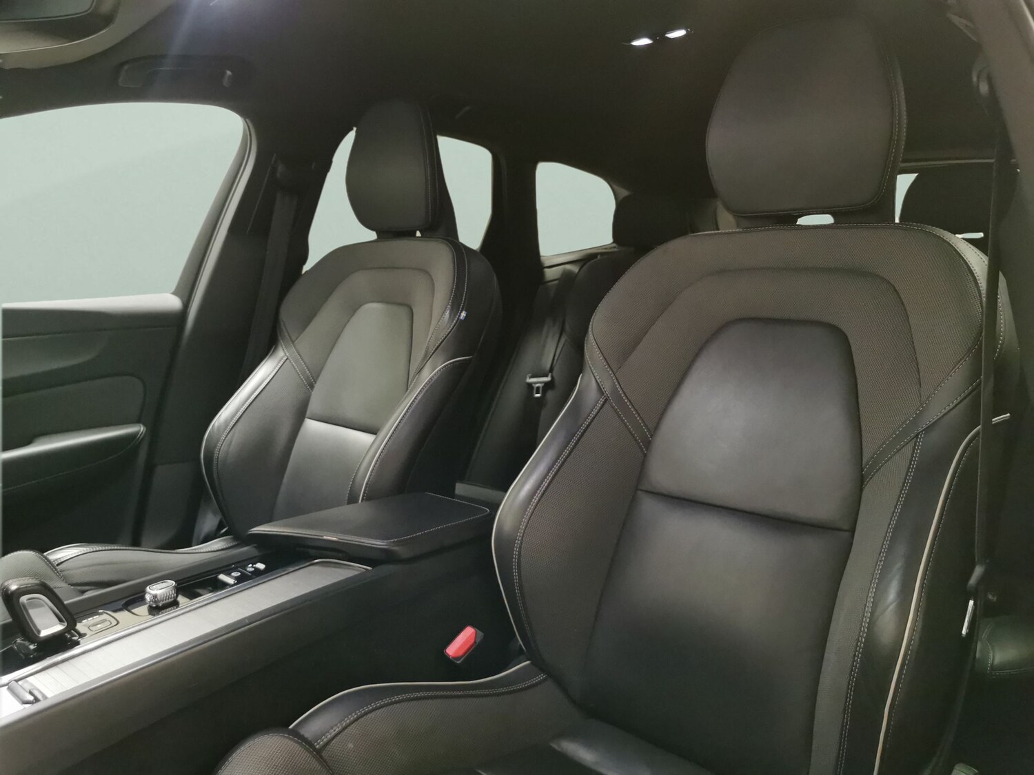 Used Volvo XC60 2022 for sale - 76113168: Photo 17