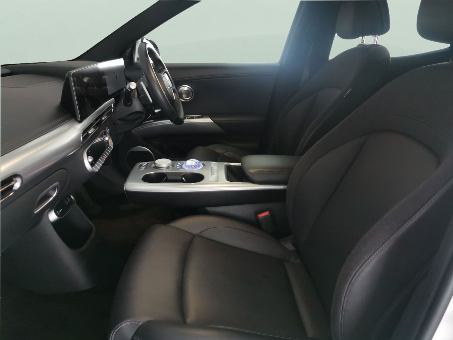 Used Genesis GV60 2022 for sale - 77103806: Photo 4