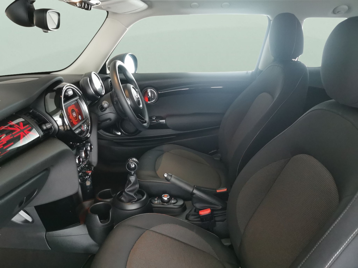 Used MINI Hatch 2018 for sale - 78212317: Photo 4