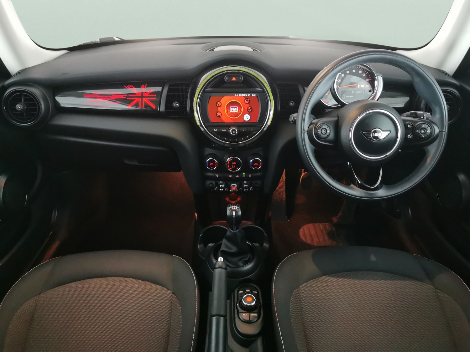 Used MINI Hatch 2018 for sale - 78212317: Photo 5