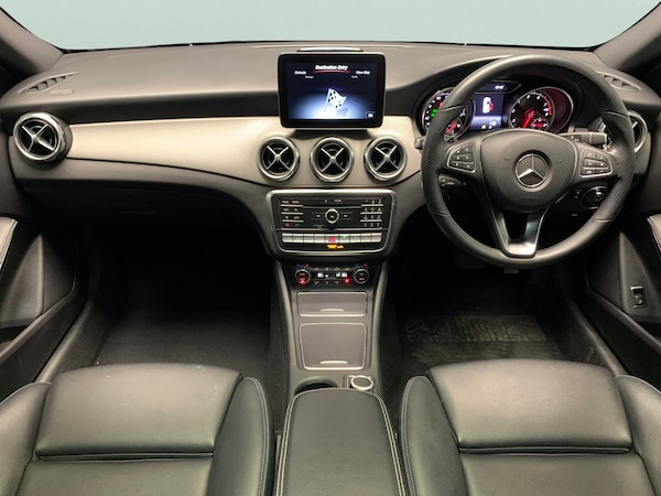 Used Mercedes-Benz GLA 2019 for sale - 76312800: Photo 11