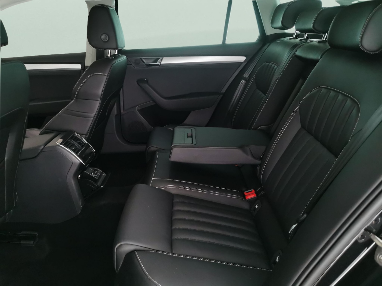 Used Skoda Superb 2022 for sale - 77135158: Photo 24