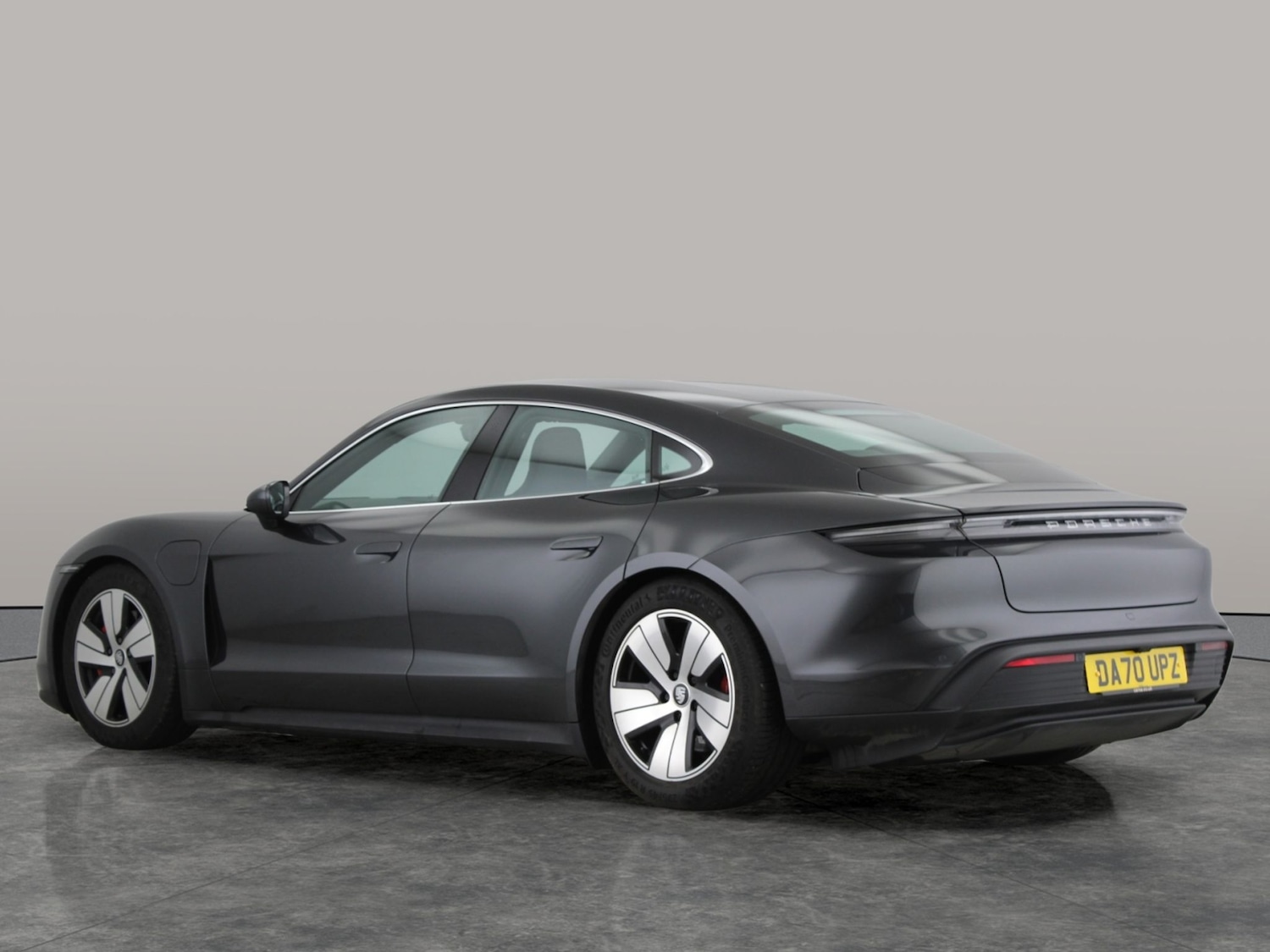 Used Porsche Taycan 2020 for sale - 77397624: Photo 12