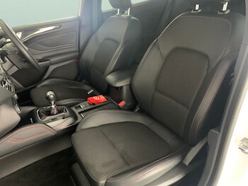 Used Ford Focus undefined for sale - 76475404: Photo