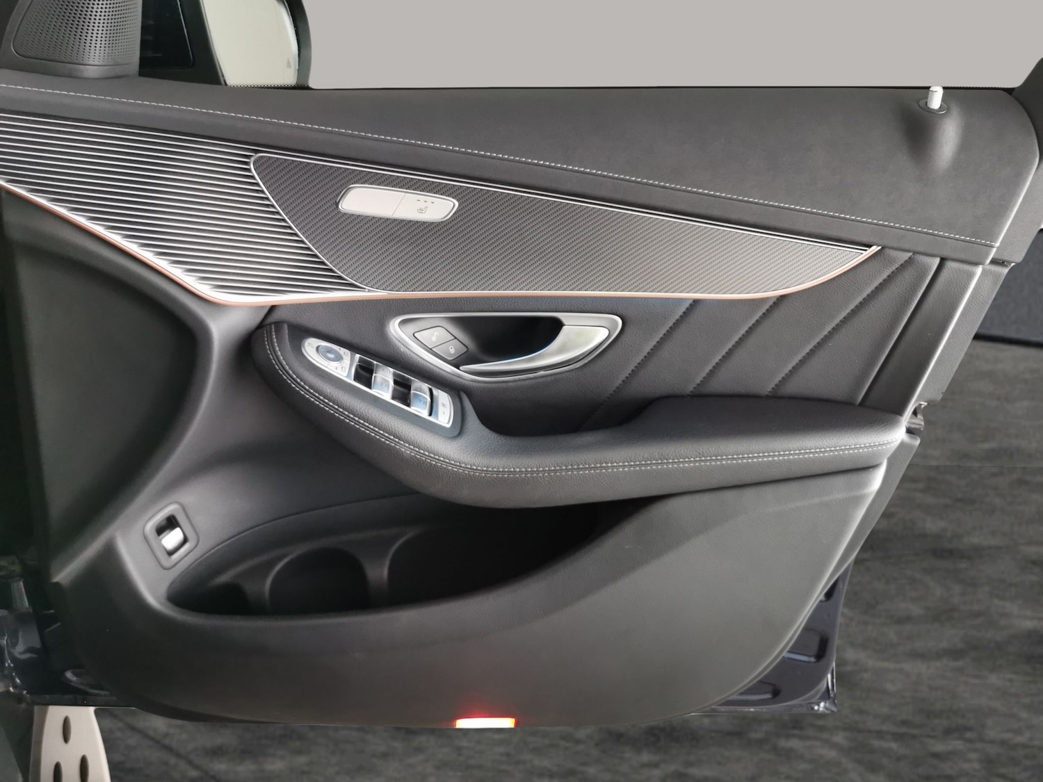 Used Mercedes-Benz EQC 2022 for sale - 76444589: Photo 43