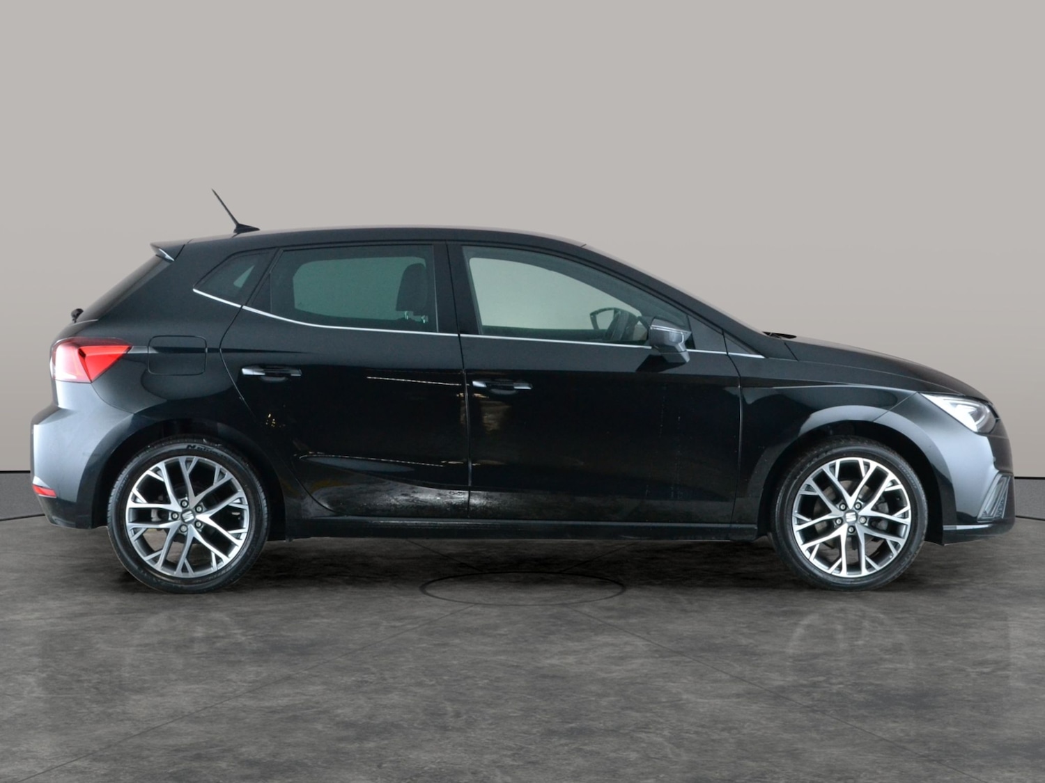 Used SEAT Ibiza 2023 for sale - 77638358: Photo 9