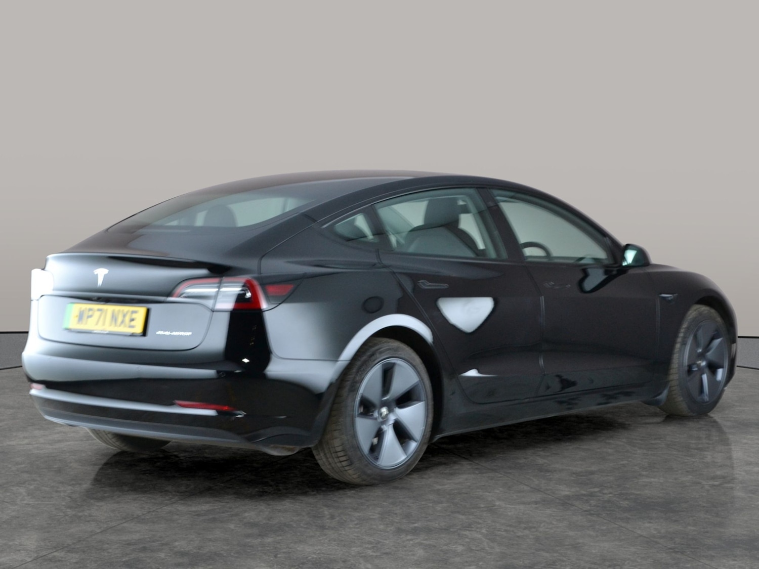 Used Tesla Model 3 2021 for sale - 76960470: Photo 10