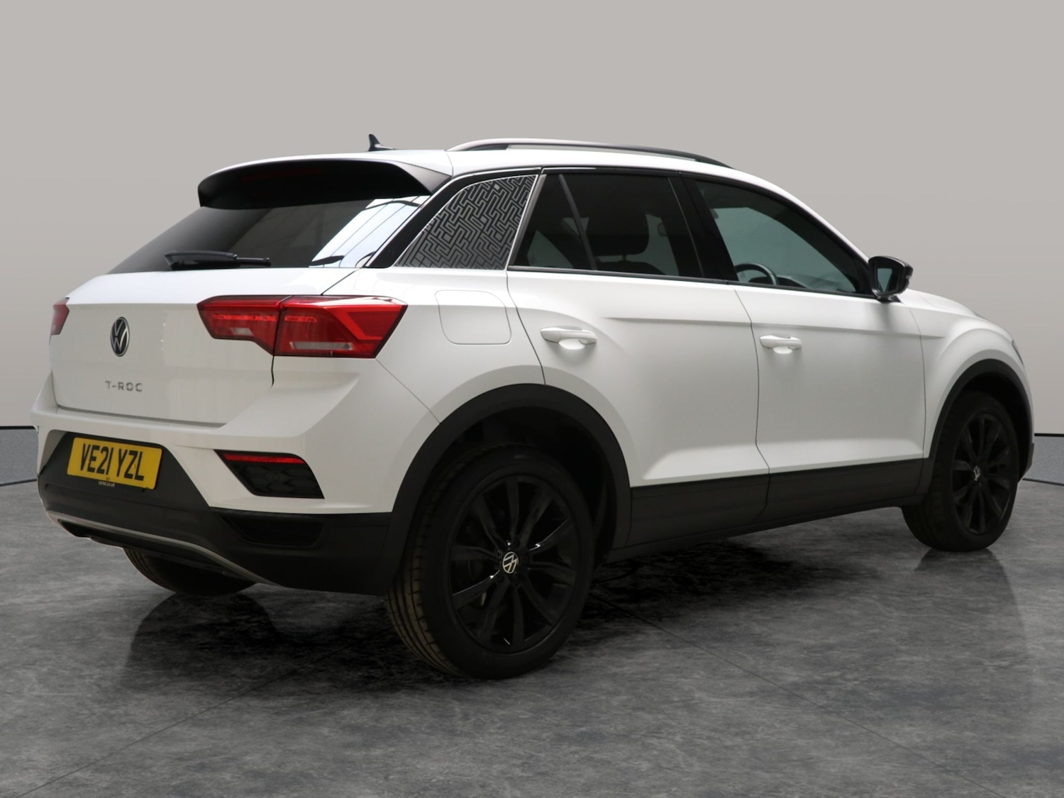Used Volkswagen T-Roc 2021 for sale - 76159366: Photo 12