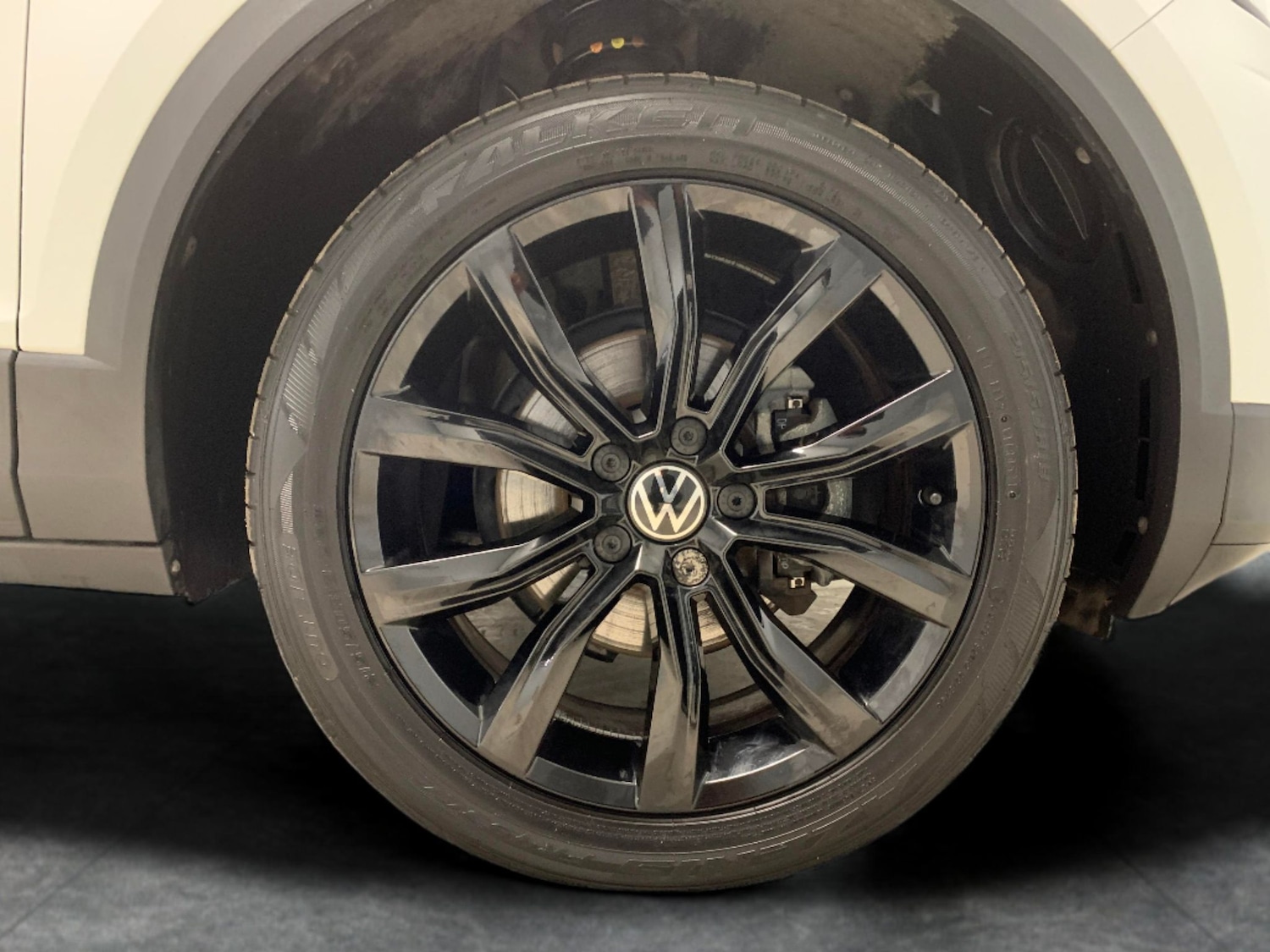 Used Volkswagen T-Roc 2021 for sale - 76159366: Photo 29