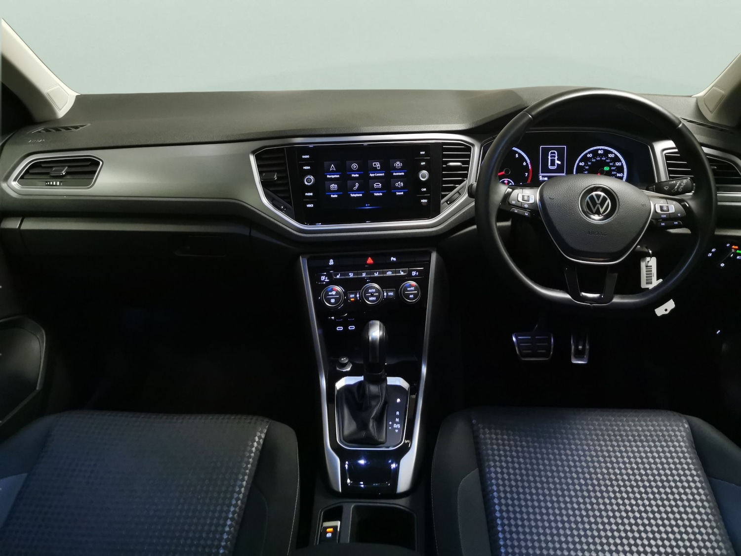 Used Volkswagen T-Roc 2022 for sale - 78000879: Photo 6