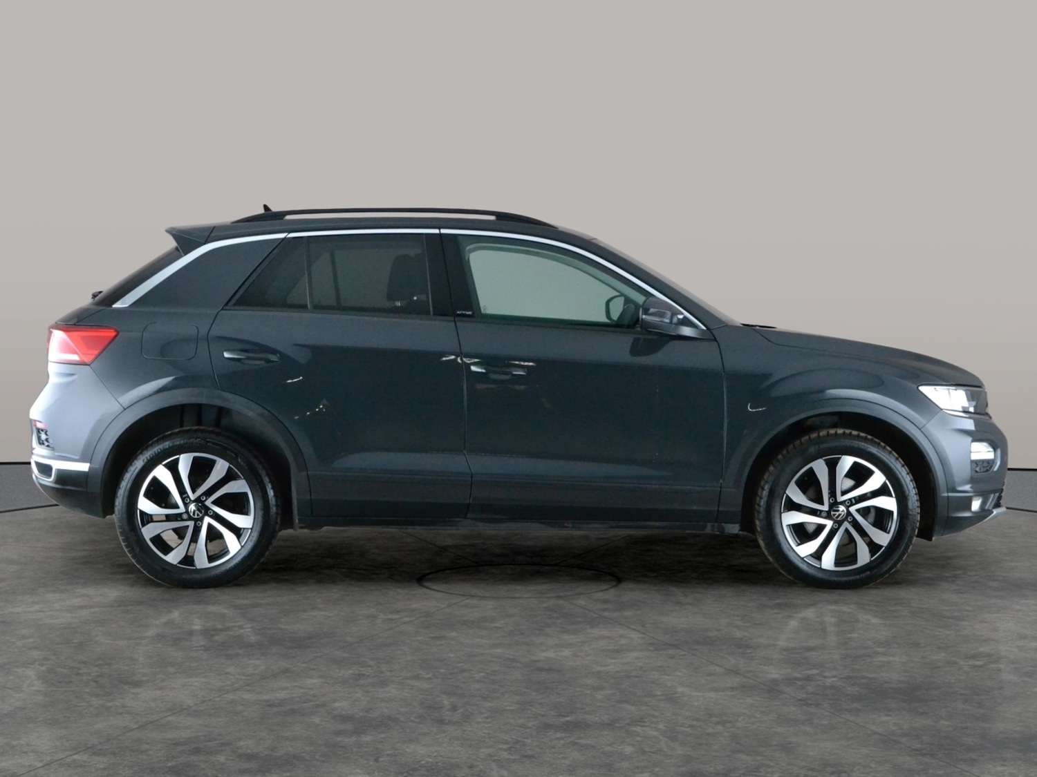 Used Volkswagen T-Roc 2022 for sale - 78000879: Photo 8