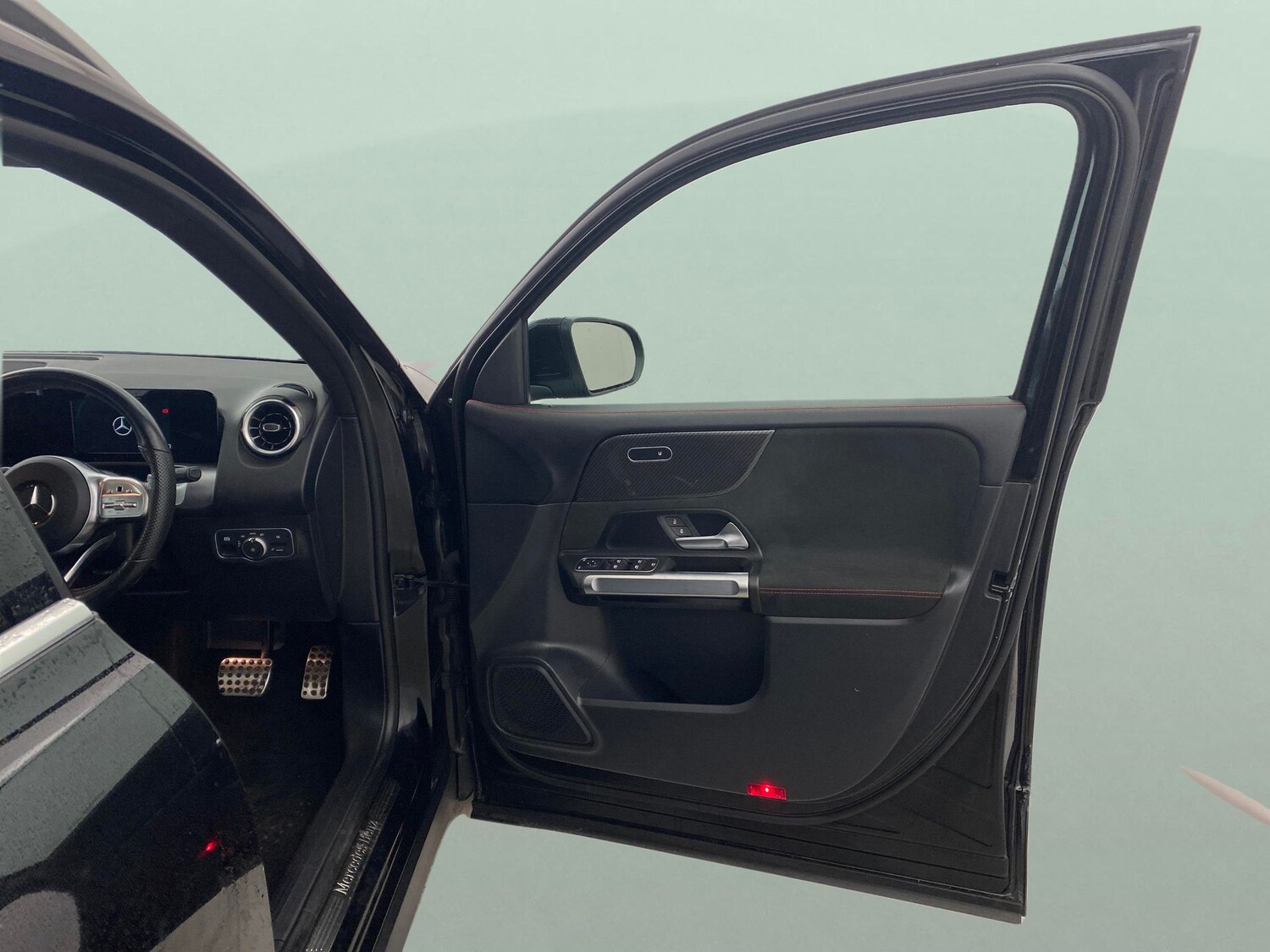 Used Mercedes-Benz GLB 2022 for sale - 77350812: Photo 27