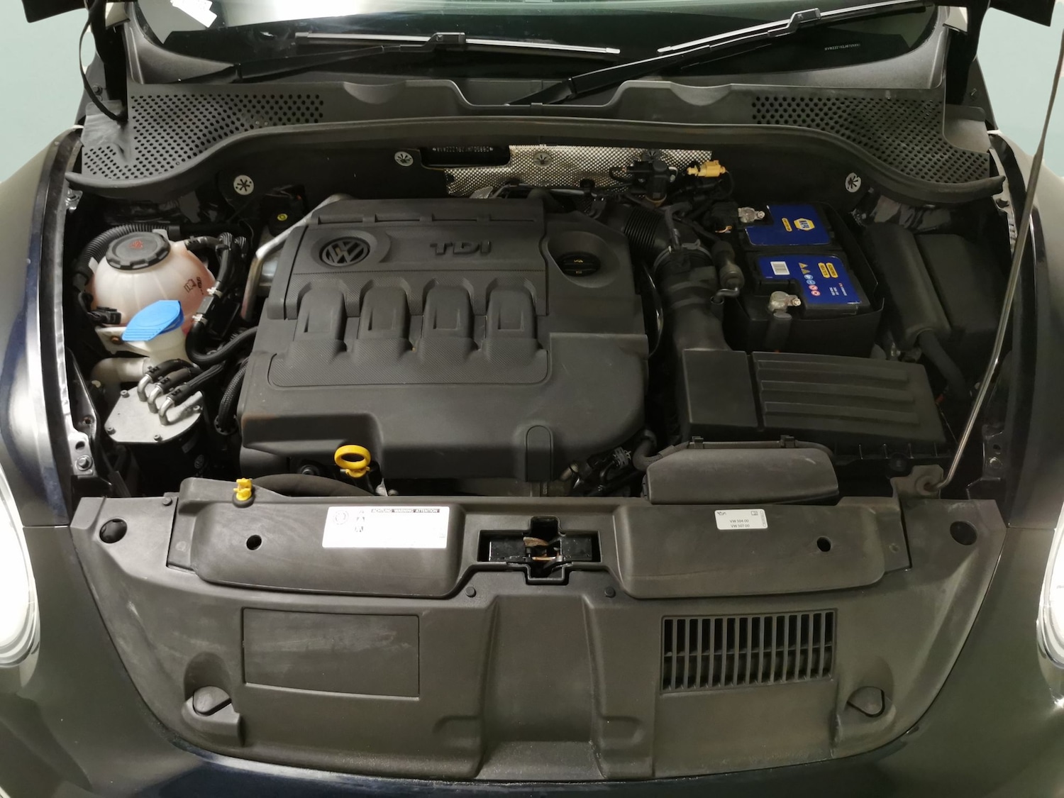 Used Volkswagen Beetle 2018 for sale - 77810660: Photo 27