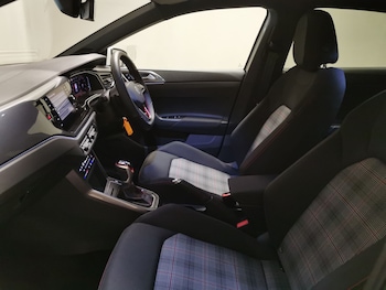 Used Volkswagen Polo 2023 for sale - 78412264: Photo