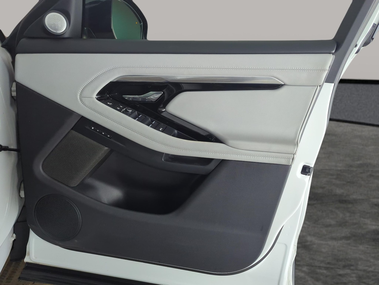 Used Land Rover Range Rover Evoque 2022 for sale - 77688705: Photo 40