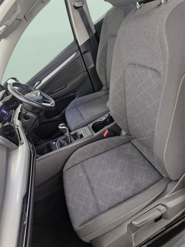Used Volkswagen Golf 2022 for sale - 76209807: Photo 5