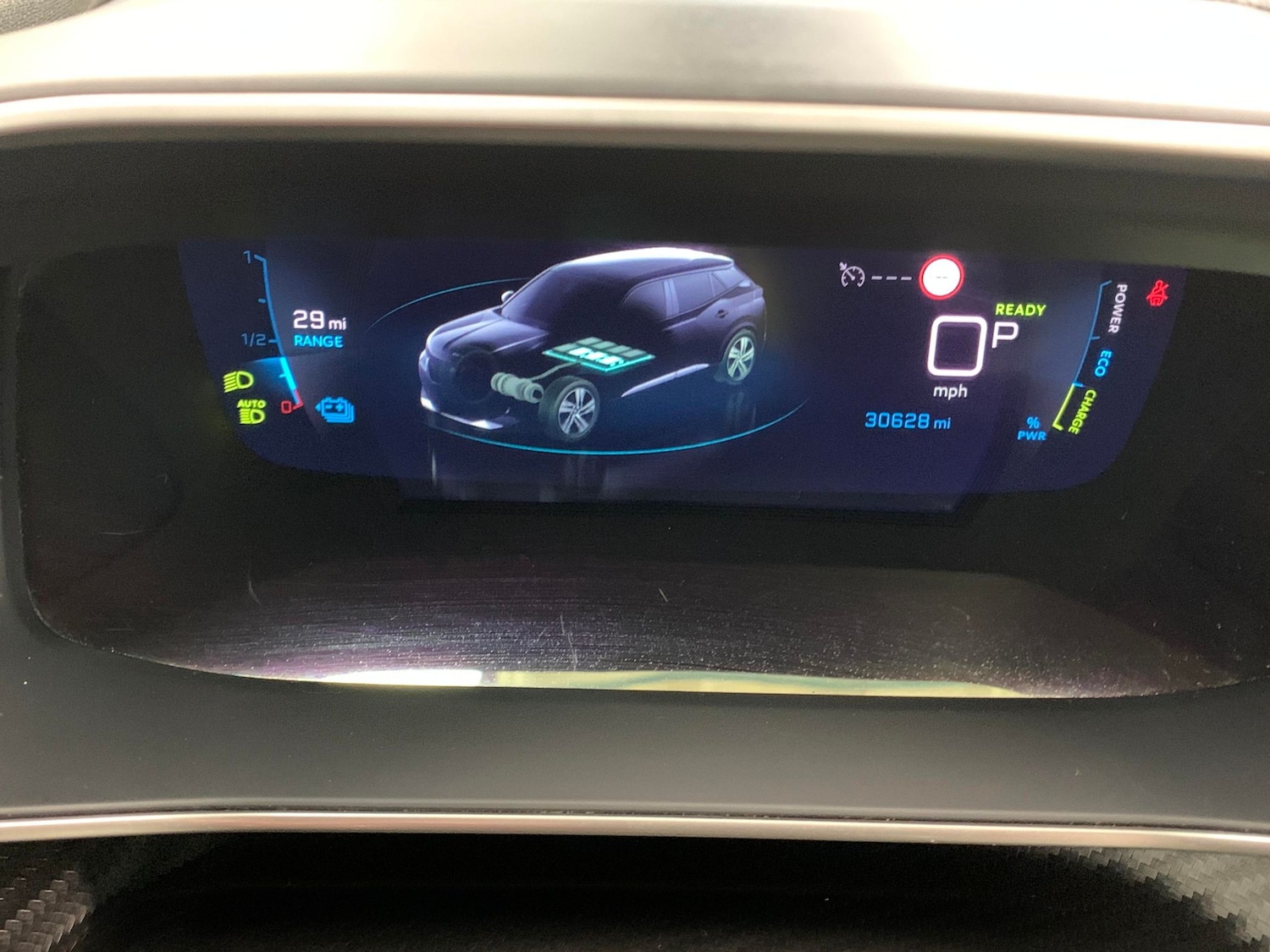 Used Peugeot E-2008 2022 for sale - 77043471: Photo 21