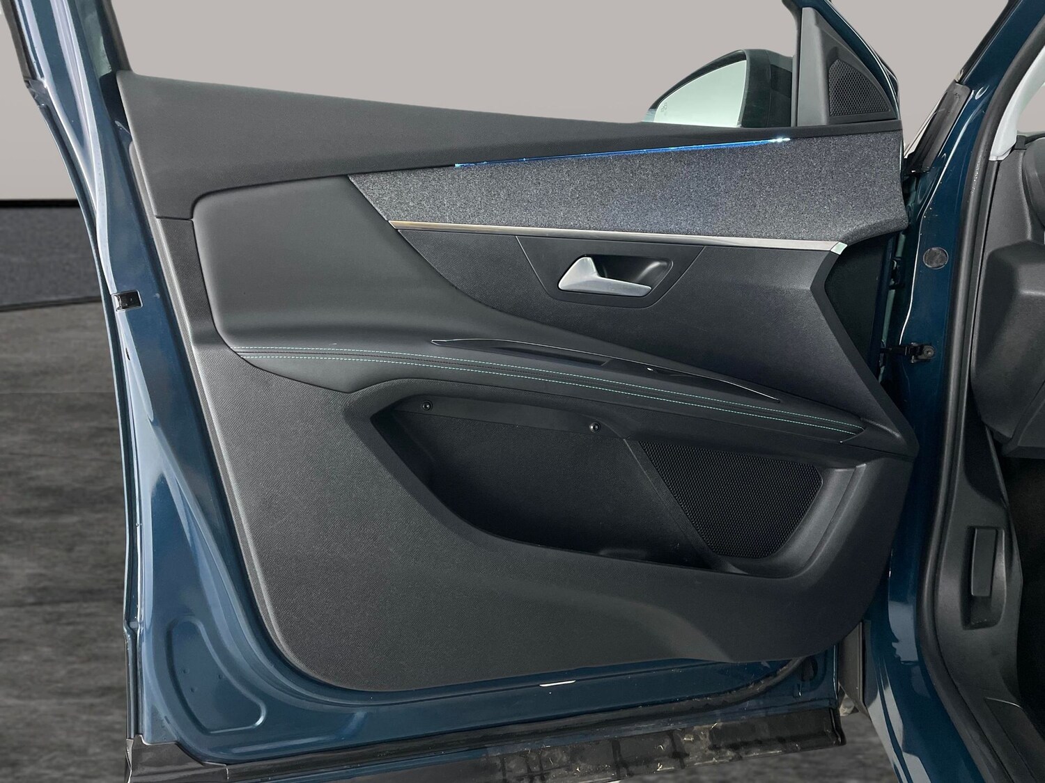 Used Peugeot 3008 2021 for sale - 77505406: Photo 32