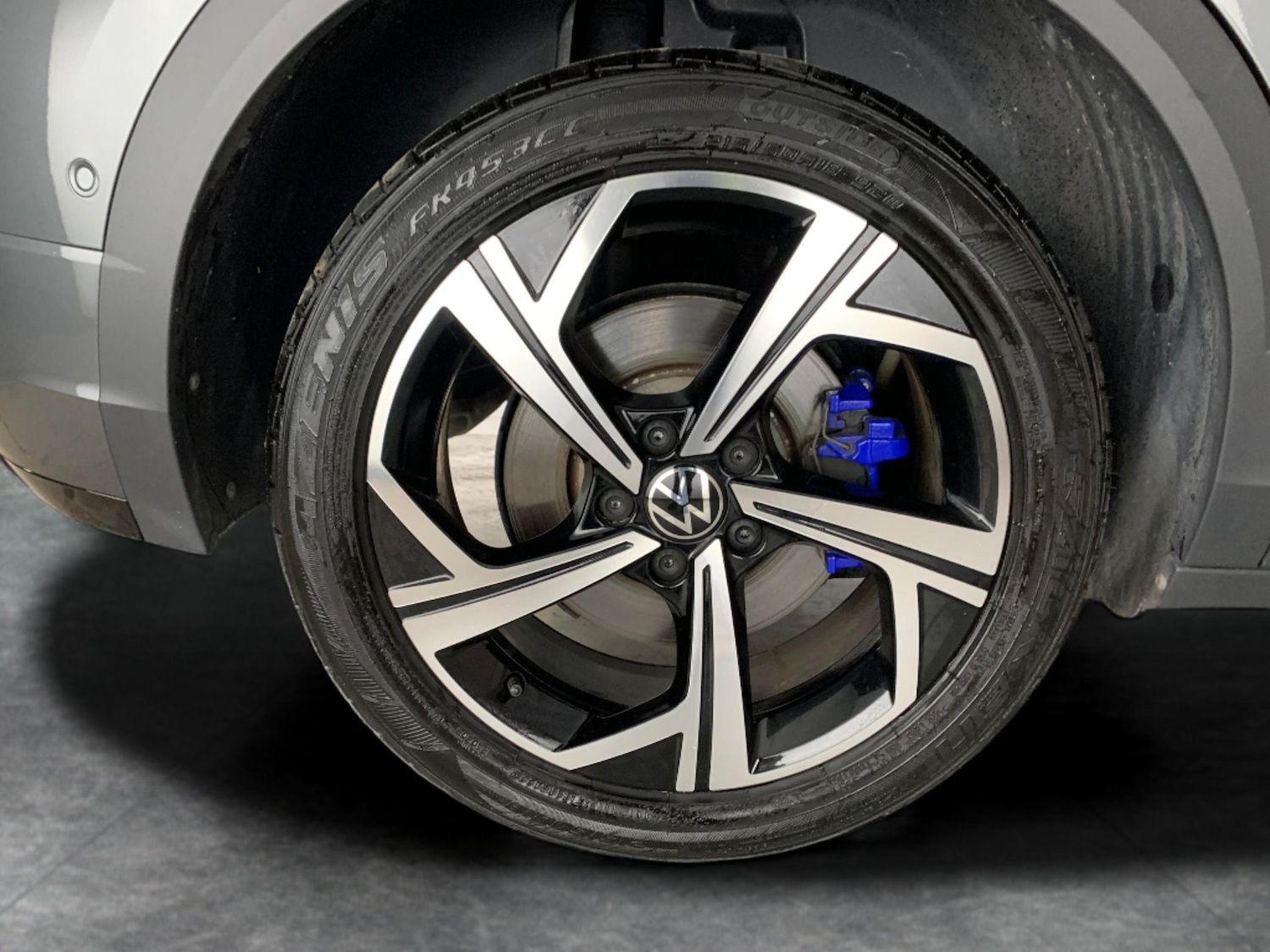 Used Volkswagen T-Roc 2023 for sale - 76364950: Photo 33