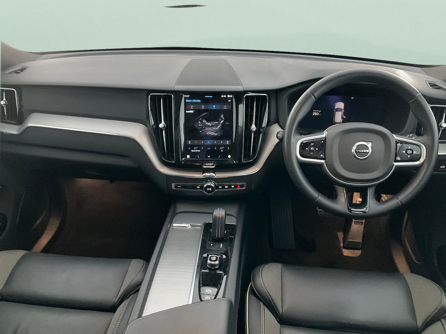 Used Volvo XC60 2022 for sale - 77170878: Photo 8