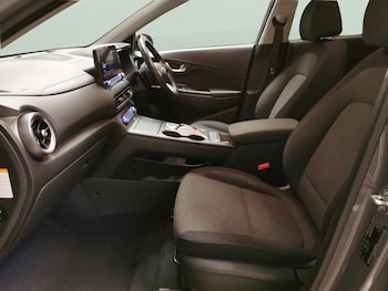 Used Hyundai KONA 2023 for sale - 79478512: Photo