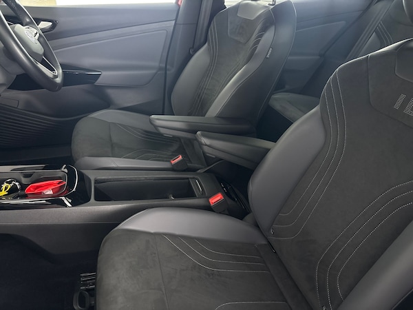 Used Volkswagen ID.4 2022 for sale - 76243822: Photo 35