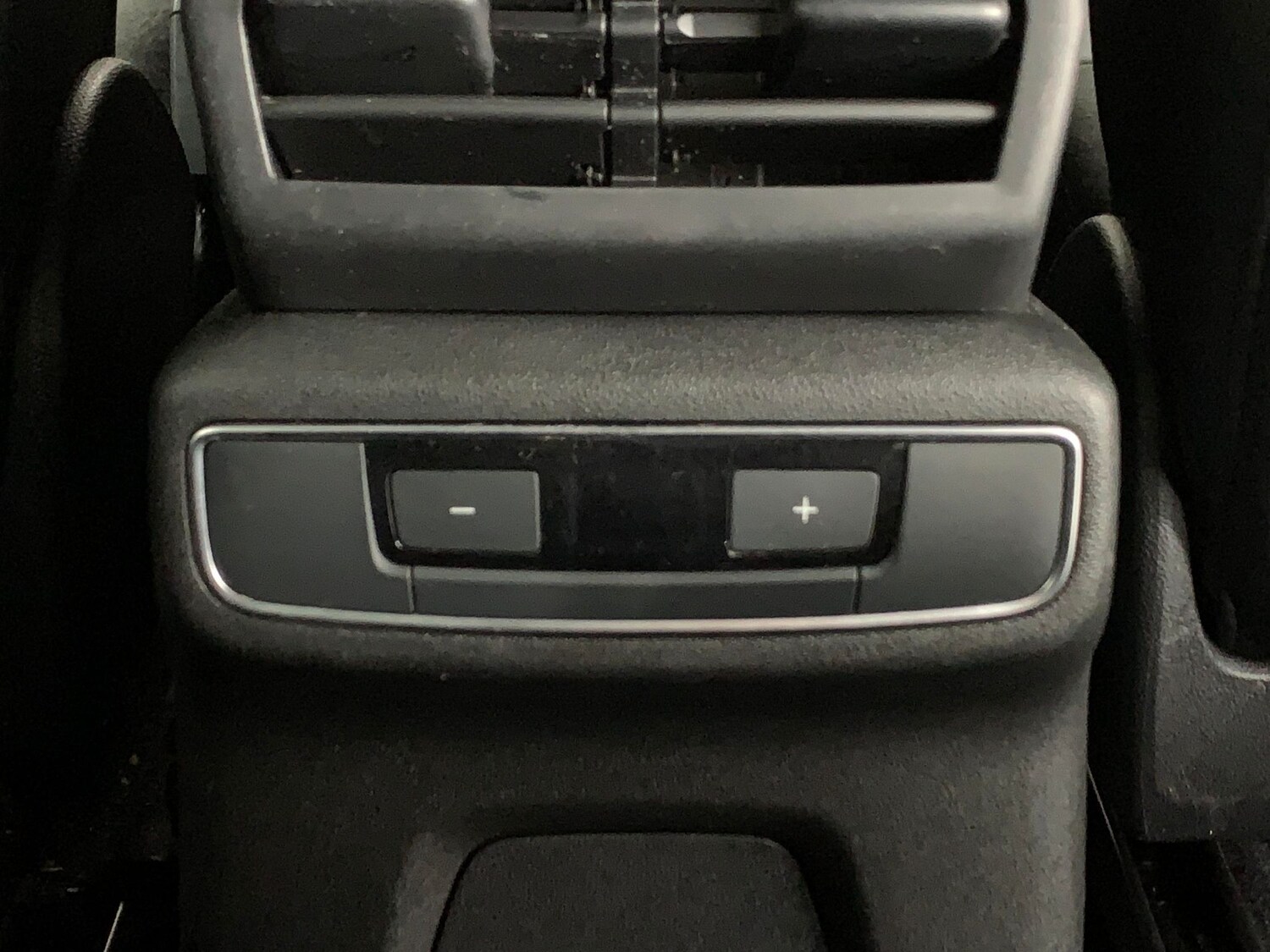 Used Audi Q4 e-tron 2023 for sale - 76947077: Photo 26