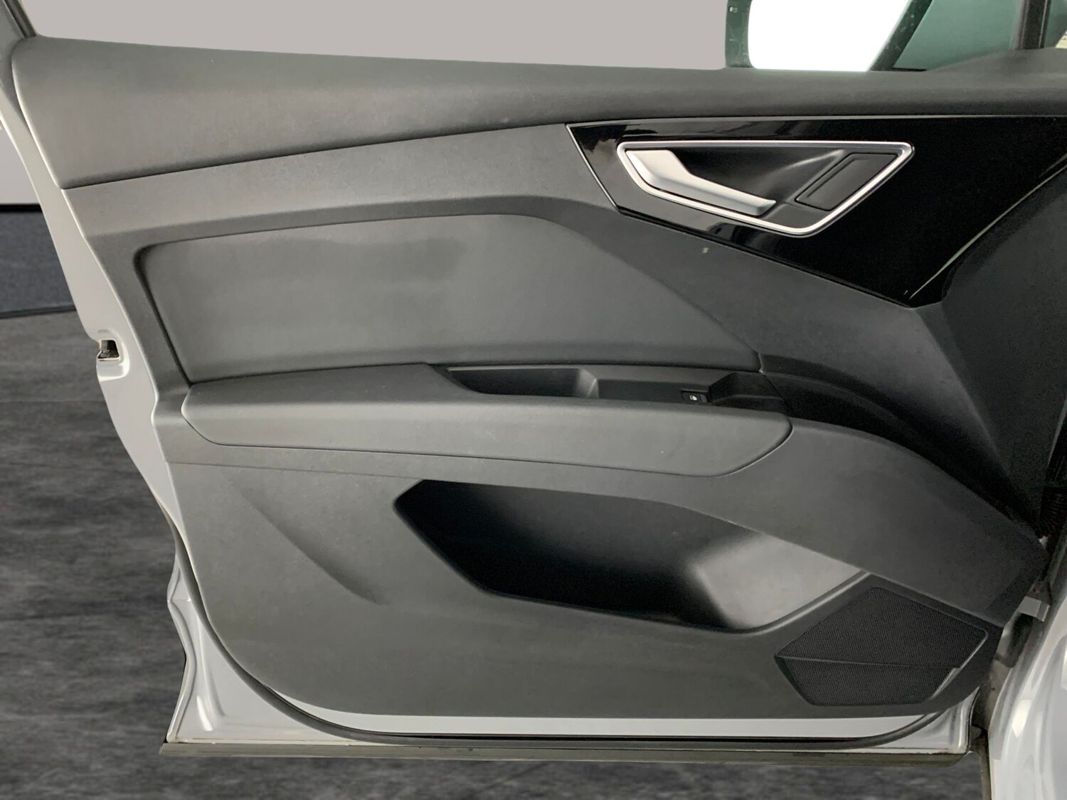 Used Audi Q4 e-tron 2023 for sale - 76947077: Photo 31