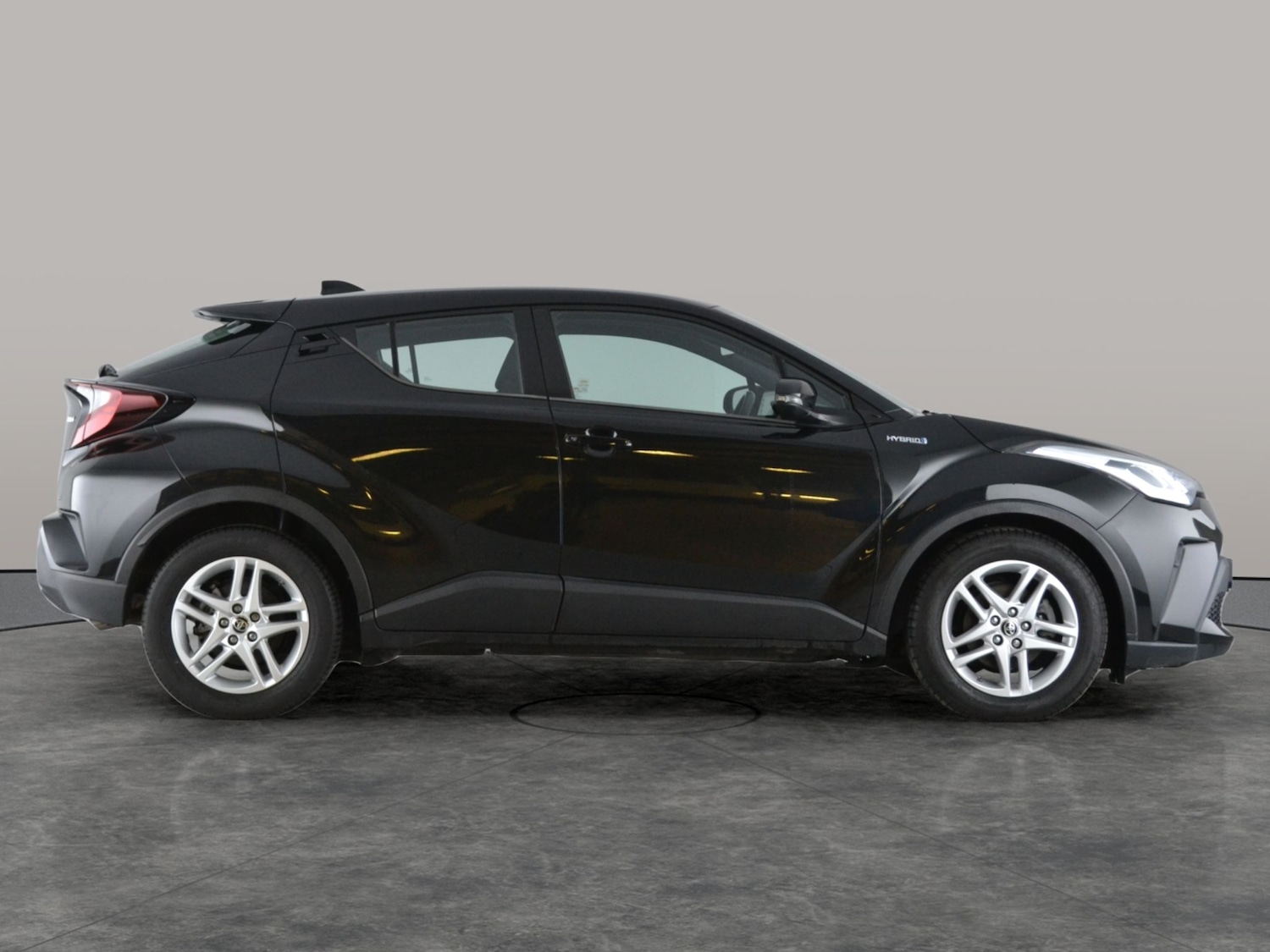 Used Toyota C-HR for sale - 77180467: Photo 11