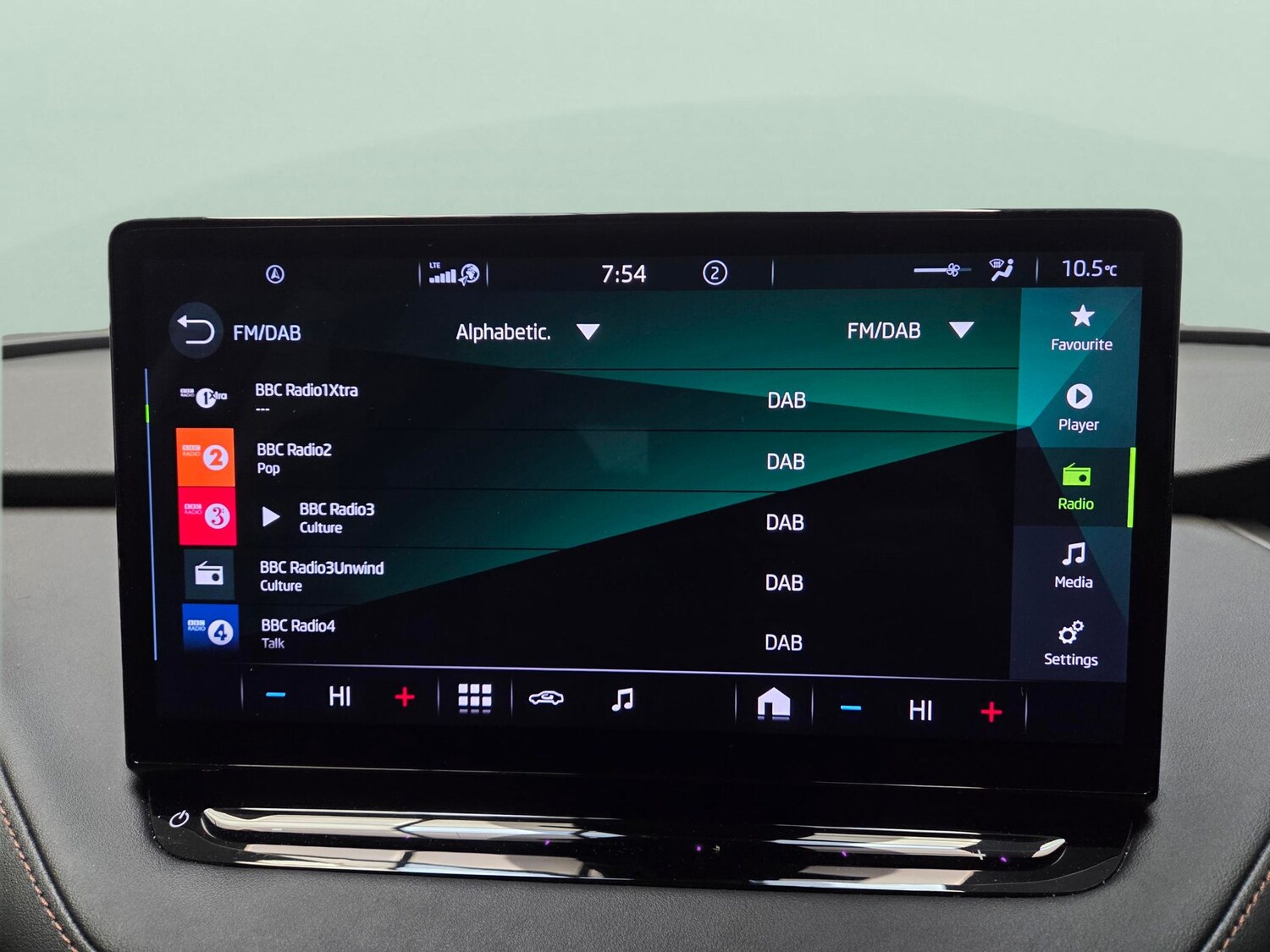 Used Skoda Enyaq 2022 for sale - 77529934: Photo 6