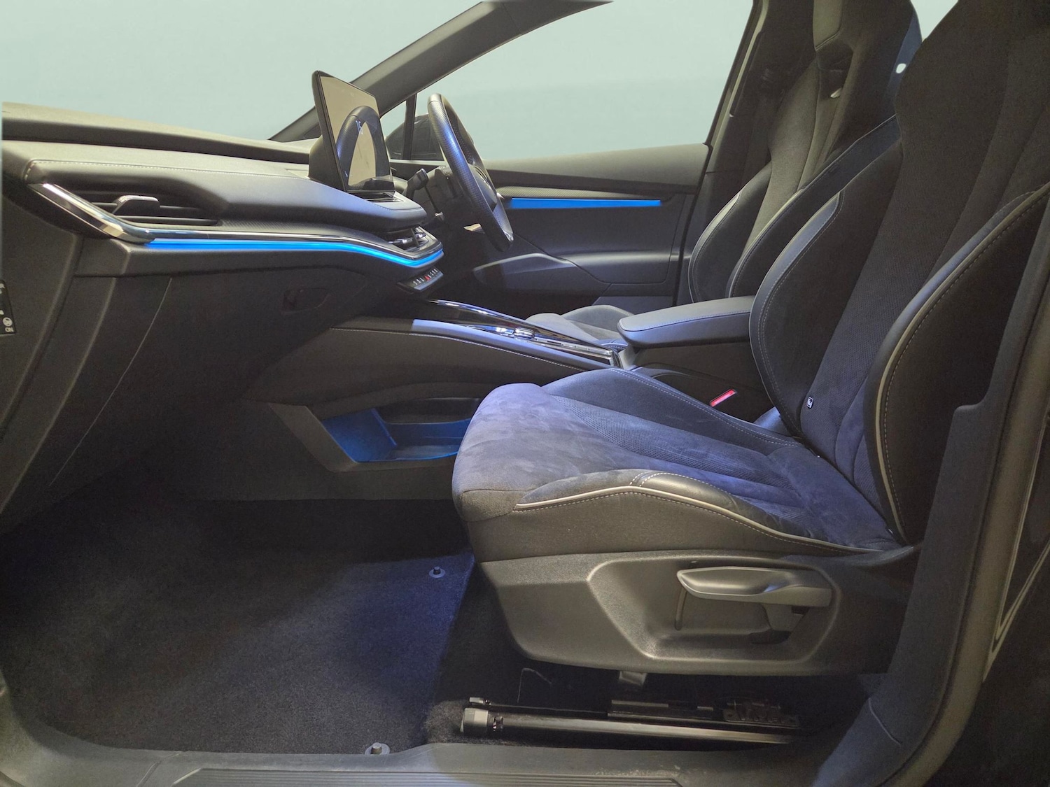 Used Skoda Enyaq 2023 for sale - 77679219: Photo 4